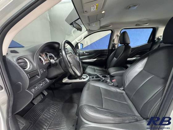 NISSAN FRONTIER 2.3 16V TURBO DIESEL XE CD 4X4 AUTOMÁTICO NISSAN FRONTIER 2.3 16V TURBO DIESEL XE CD 4X4 AUTOMÁTICO